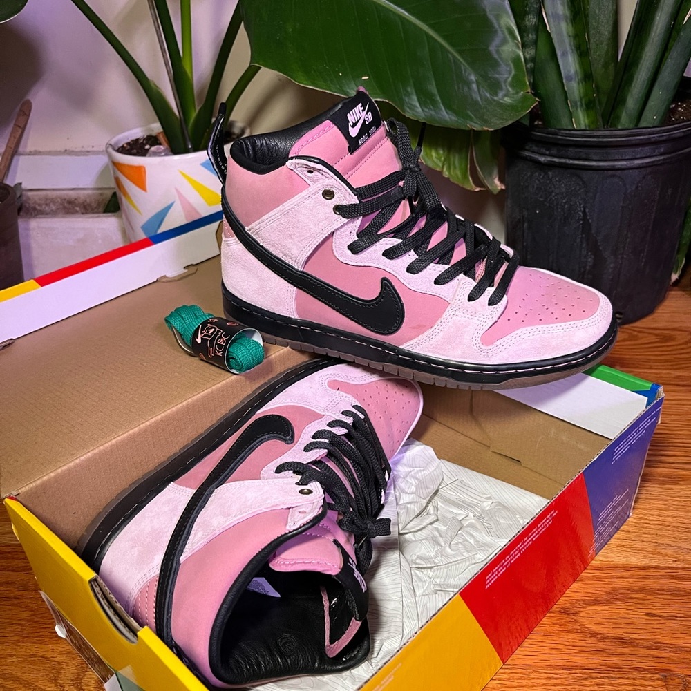 Nike dunk SB KCDC shop anniversary pink and black size 9 new